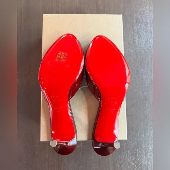 Christian Louboutin Me Dolly Patent Sandal - Picture 6 of 8